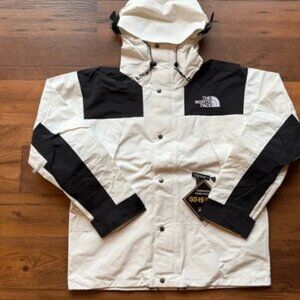 The North Face Men's Black and White Jacket 1990 Mountain New